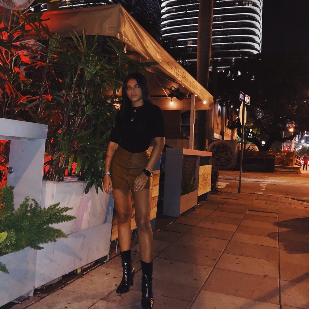 Meet your Posher, Sofia
